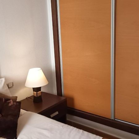 Apartamento Tranquilo Cerca De Buena Piscina Y Con Buen Aire Acondicionado Aguilas Ngoại thất bức ảnh
