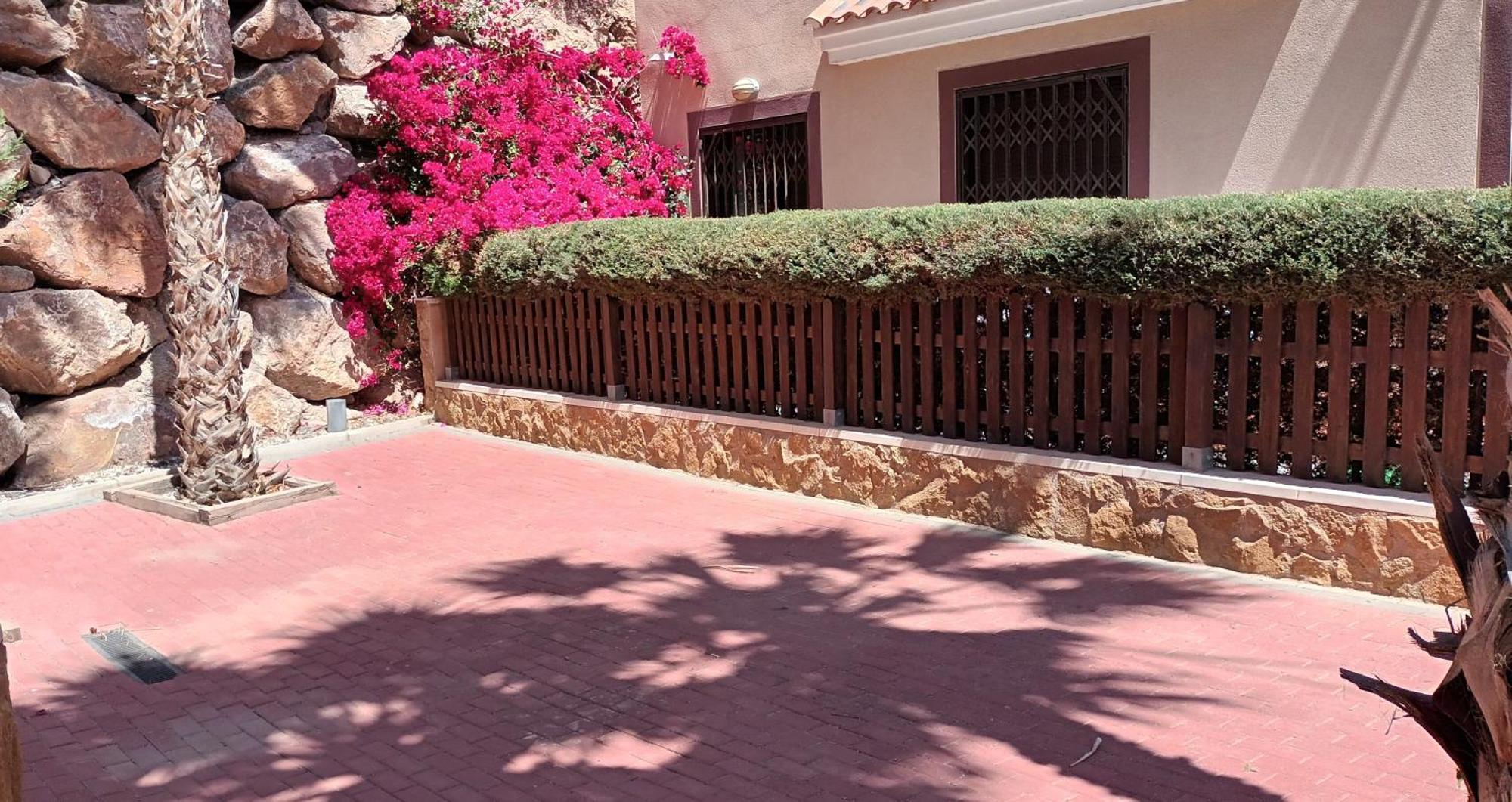 Apartamento Tranquilo Cerca De Buena Piscina Y Con Buen Aire Acondicionado Aguilas Ngoại thất bức ảnh