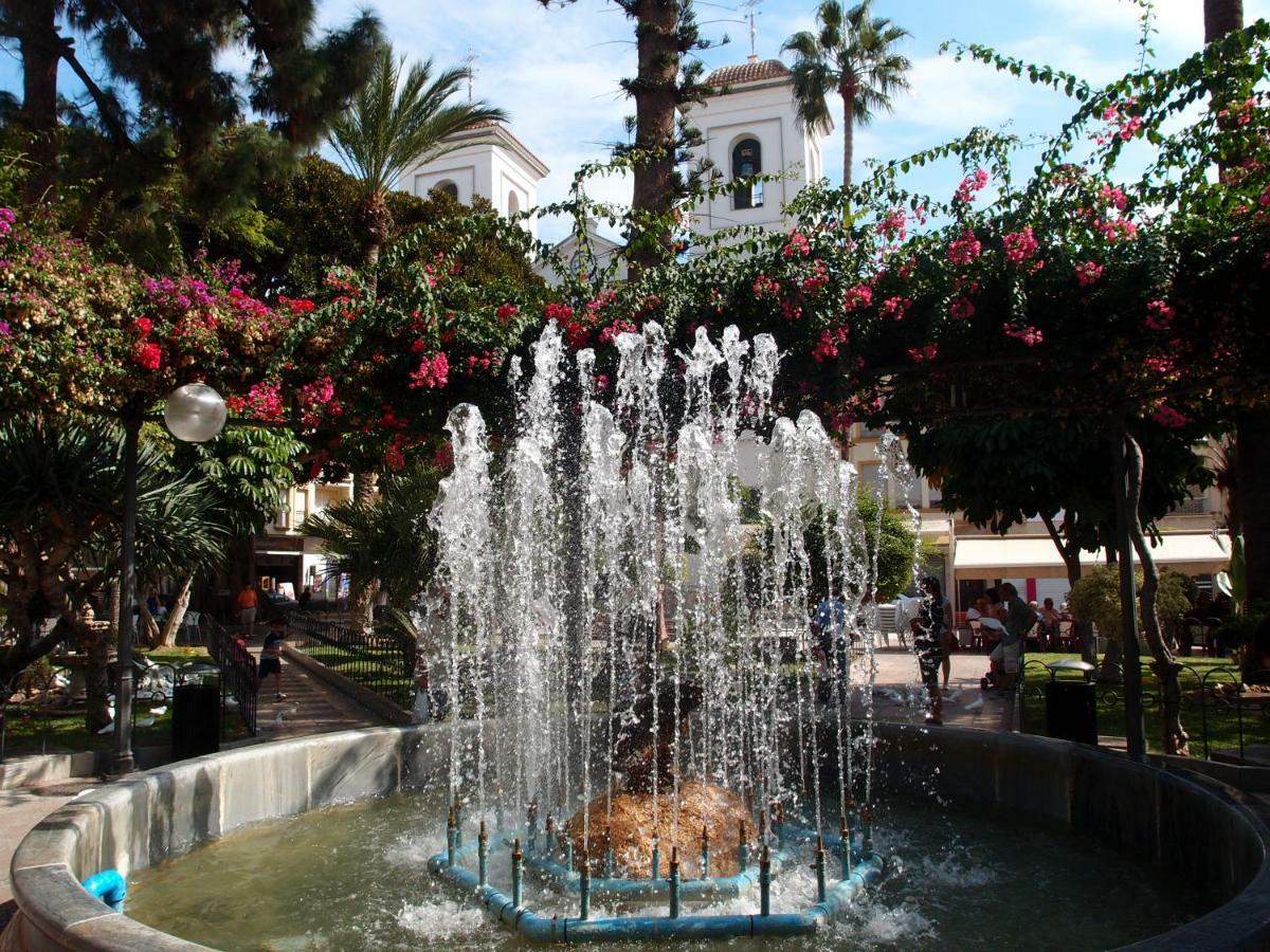 Apartamento Tranquilo Cerca De Buena Piscina Y Con Buen Aire Acondicionado Aguilas Ngoại thất bức ảnh