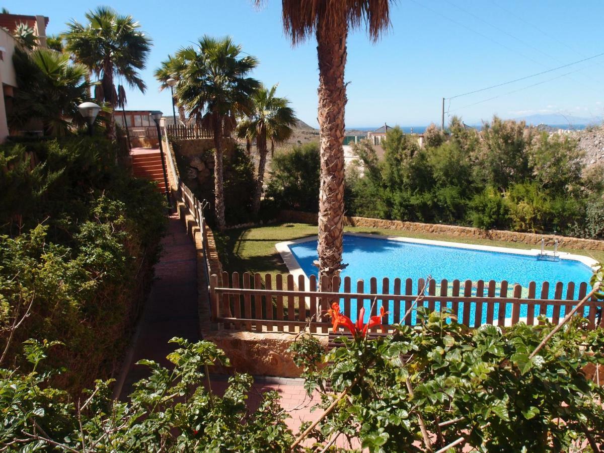Apartamento Tranquilo Cerca De Buena Piscina Y Con Buen Aire Acondicionado Aguilas Ngoại thất bức ảnh