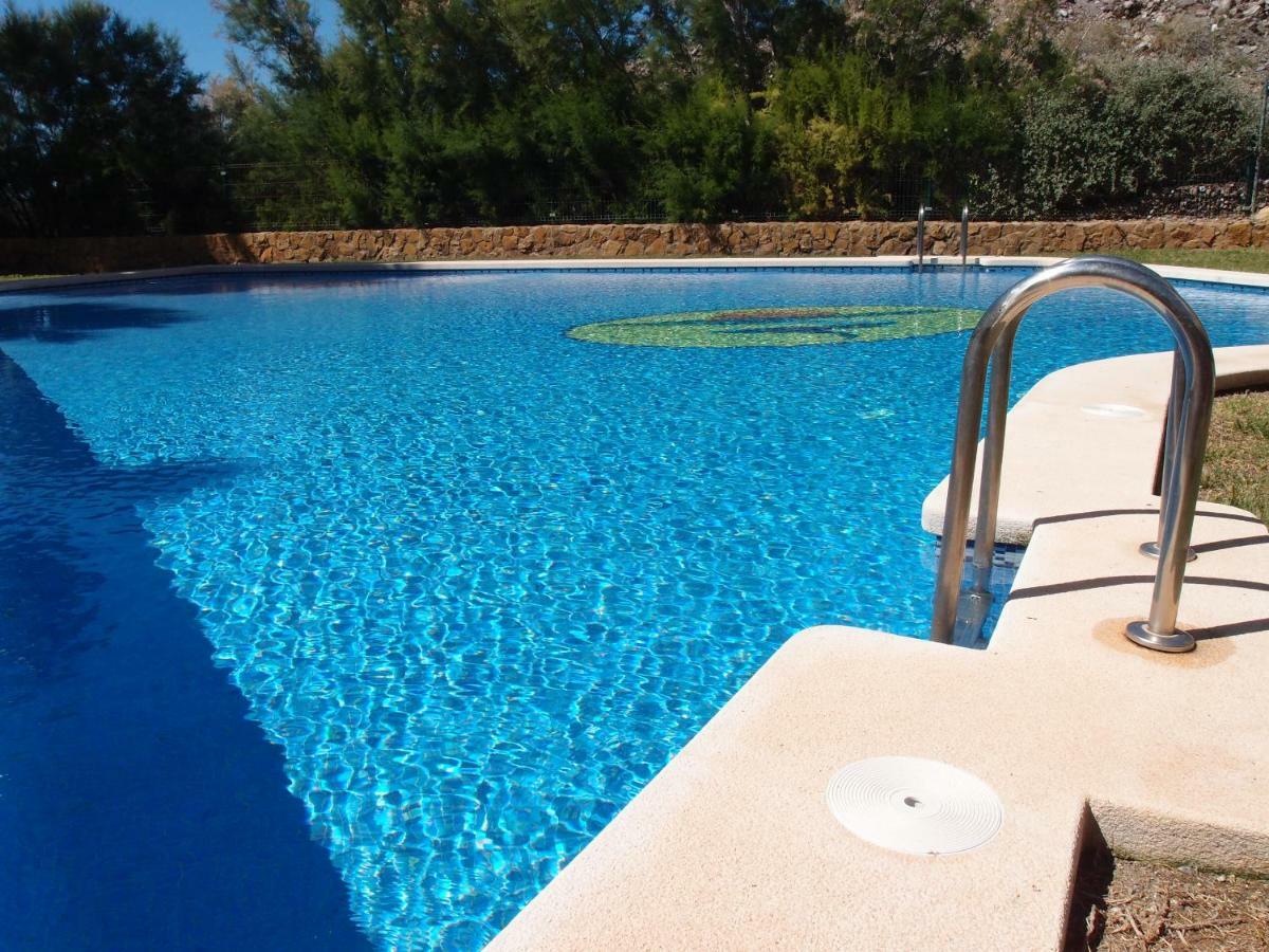 Apartamento Tranquilo Cerca De Buena Piscina Y Con Buen Aire Acondicionado Aguilas Ngoại thất bức ảnh