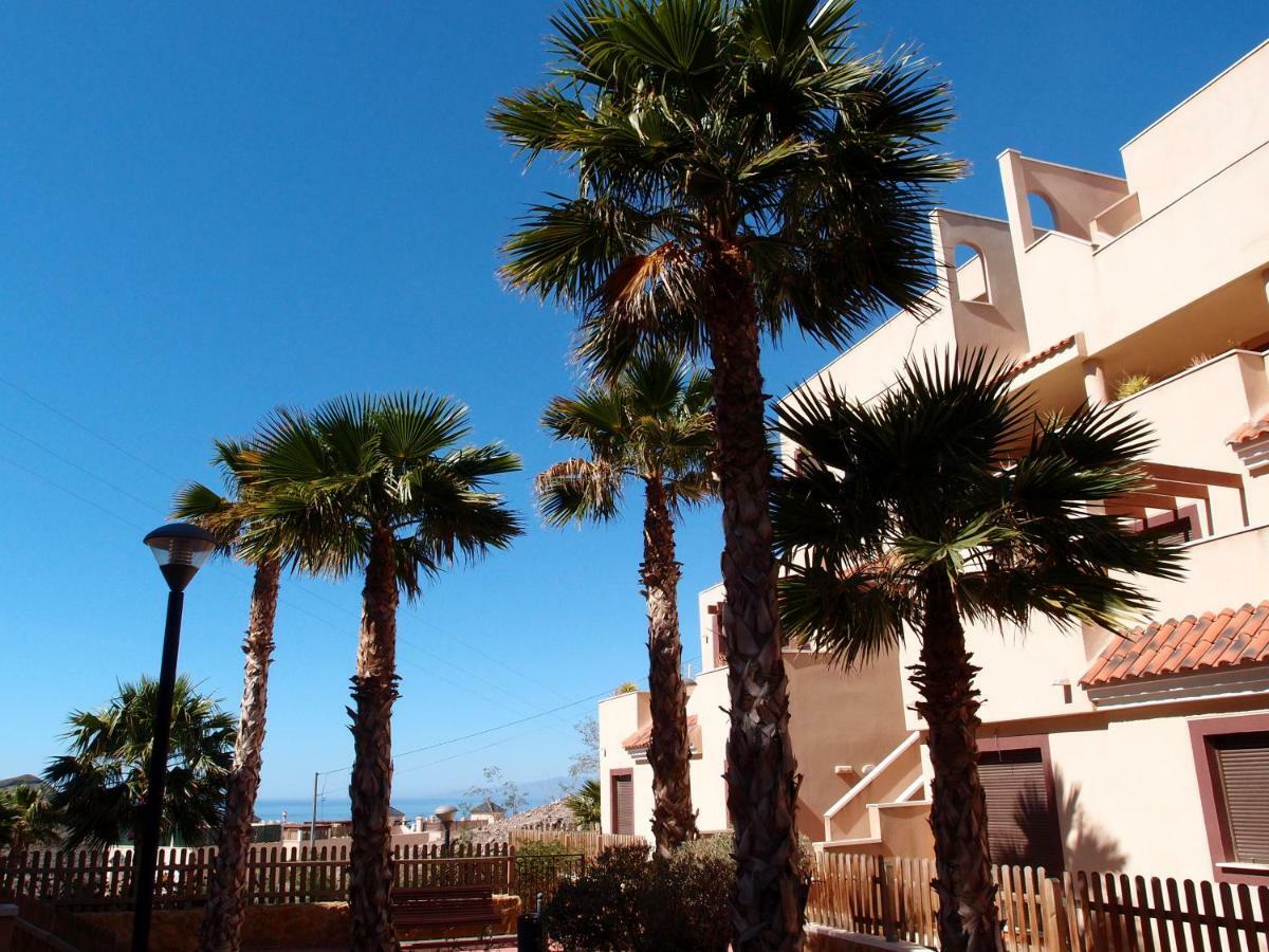 Apartamento Tranquilo Cerca De Buena Piscina Y Con Buen Aire Acondicionado Aguilas Ngoại thất bức ảnh