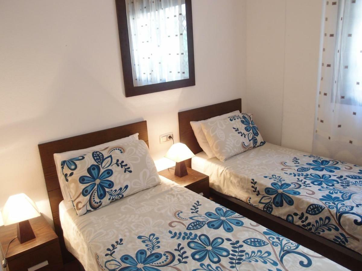 Apartamento Tranquilo Cerca De Buena Piscina Y Con Buen Aire Acondicionado Aguilas Ngoại thất bức ảnh