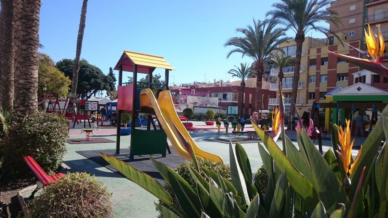 Apartamento Tranquilo Cerca De Buena Piscina Y Con Buen Aire Acondicionado Aguilas Ngoại thất bức ảnh